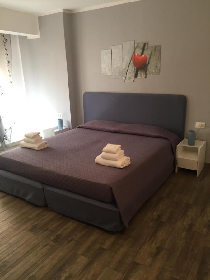 Baci Di Sicilia Bed & Breakfast ปาแลร์โม ภายนอก รูปภาพ